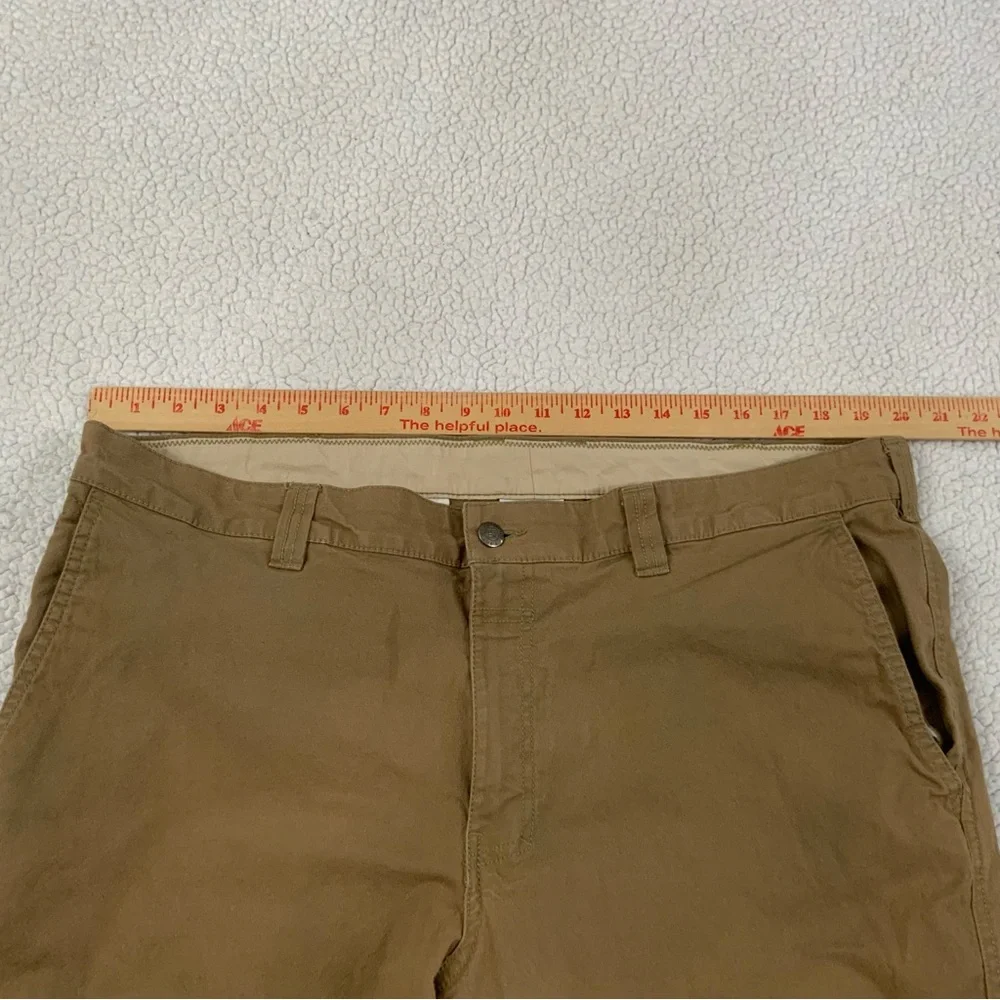 Columbia Cargo Pants 40x32 Tan Straight Leg Hike Camp 6 Pockets Zip Hook & Loop